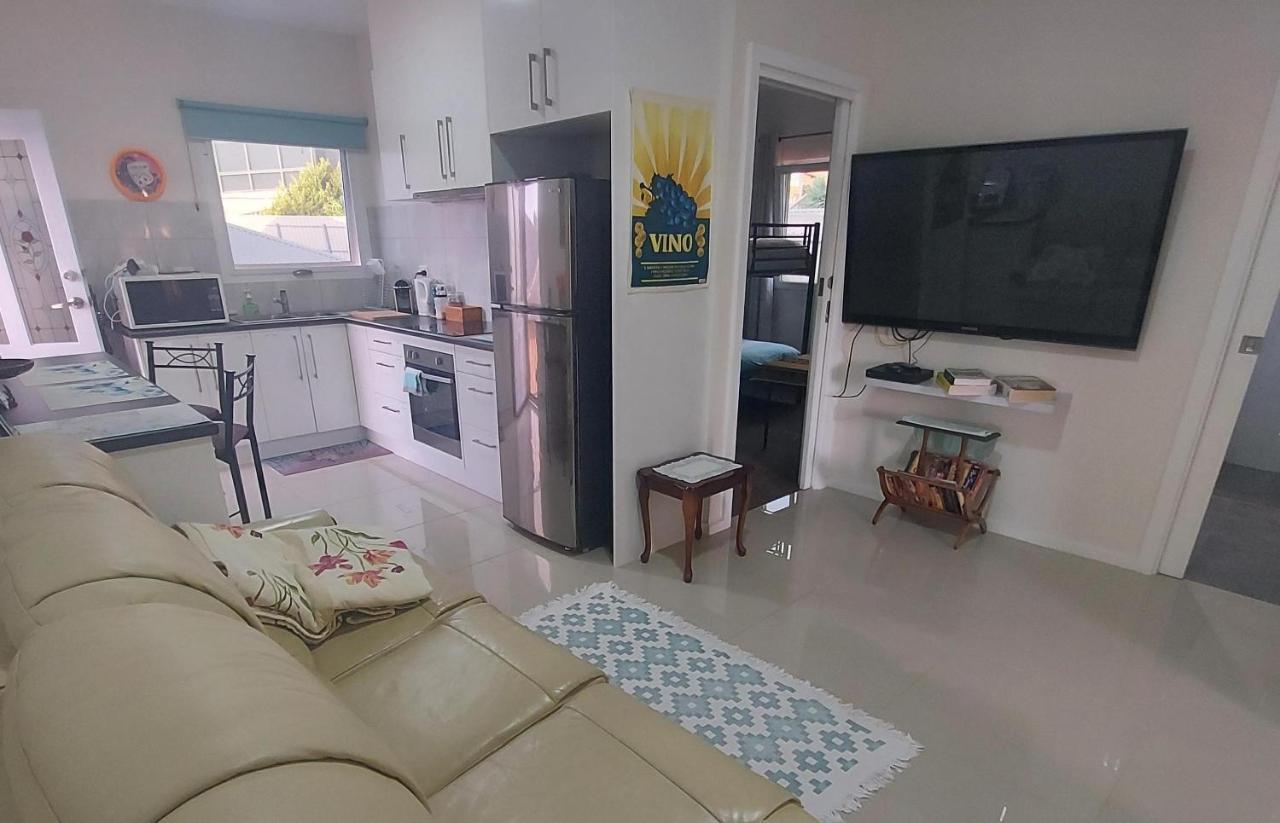 Cascabelbnb Private 2Br Apartment Noarlunga Exterior foto